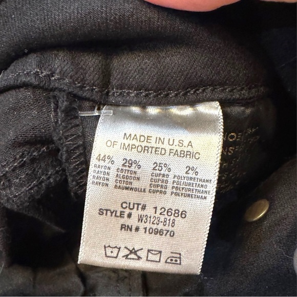 Goldsign Black High Rise Jeans with Smooth Finish - Picture 9 of 15